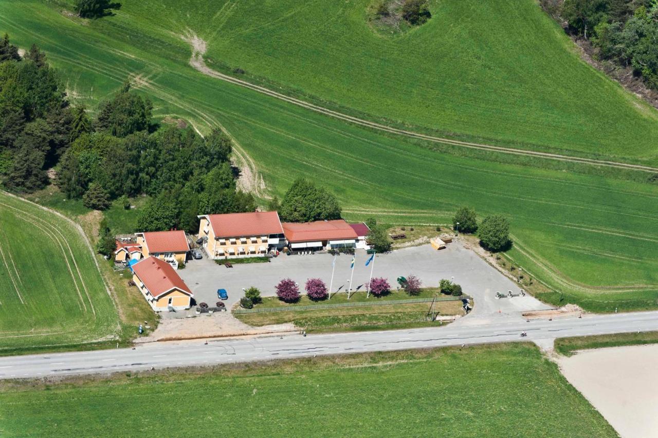 Haknaes Vandrarhem Järna Exterior foto